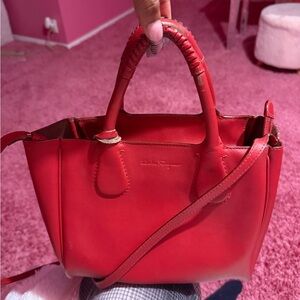 Salvatore Ferragamo Nolita Tote Leather Small Red